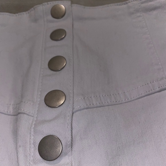 White Skirt - Picture 8 of 10